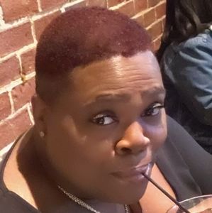 Meet your Posher, Yolanda